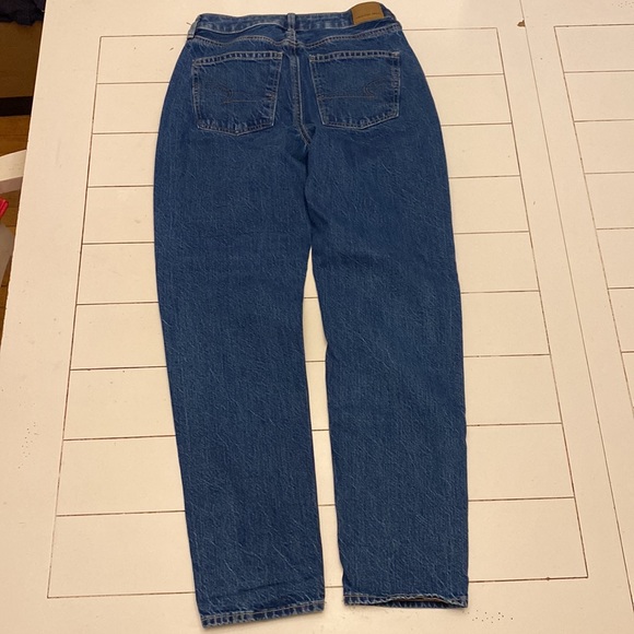 American eagle comfort waist band mom jean - size 4 long - Picture 2 of 8